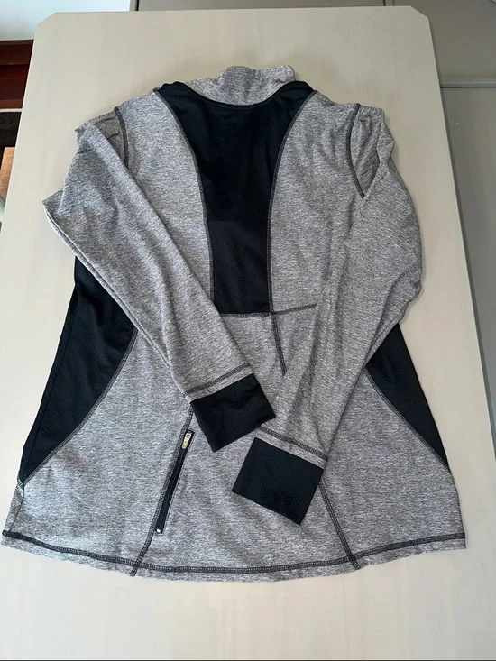 Champion Women’s Gray & Black Half-Zip Performance Pullover - Picture 3 of 9
